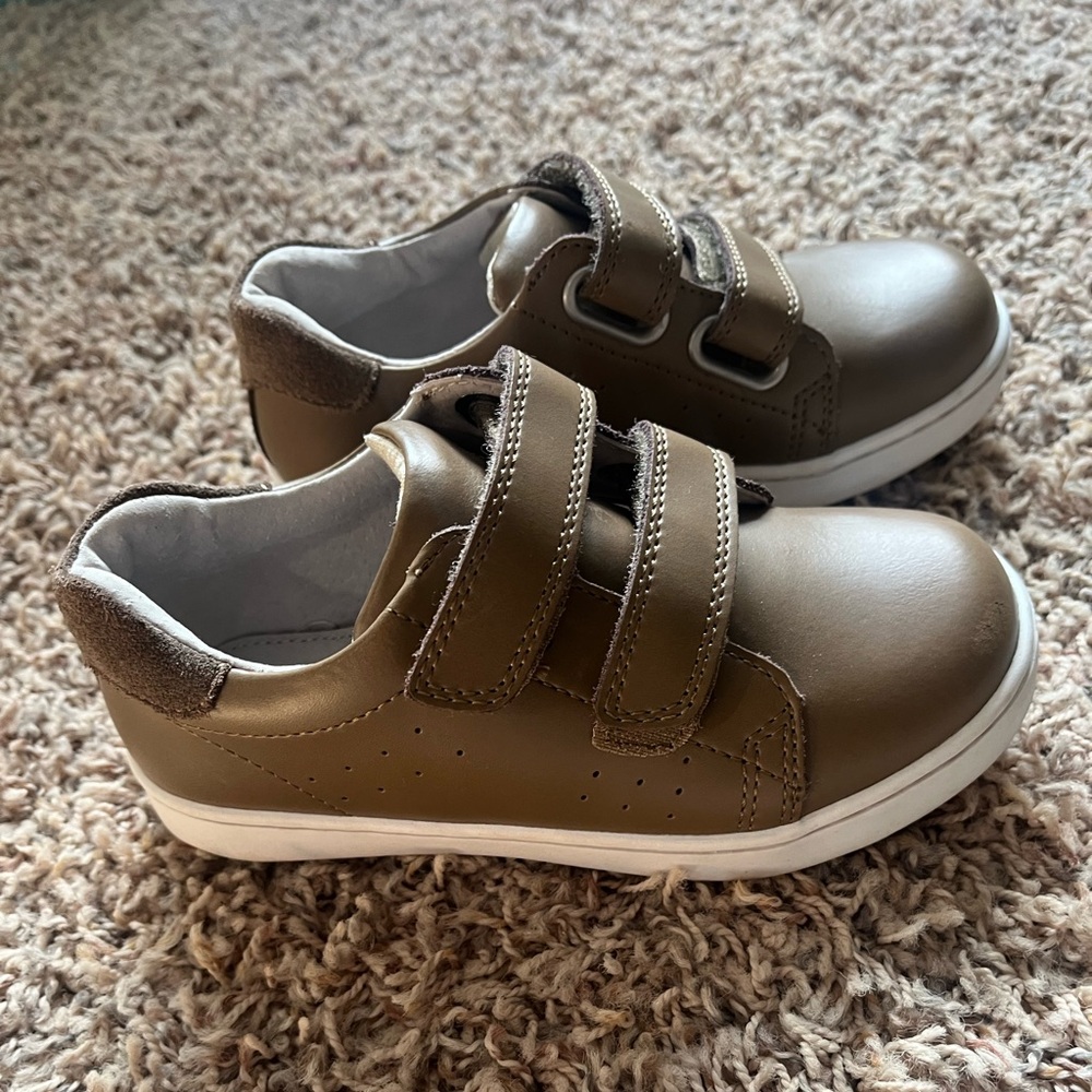L’Amour toddler size 12